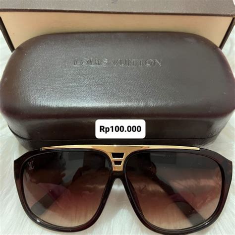 harga kacamata lv original